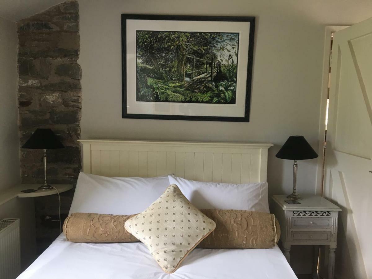 Fenny Castle Vineyard Cottage Wookey Esterno foto