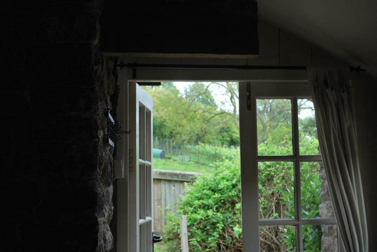 Fenny Castle Vineyard Cottage Wookey Esterno foto